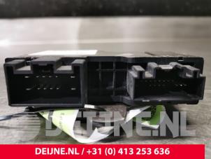 Volvo S90 Module tailgate motor O75321 photo 2