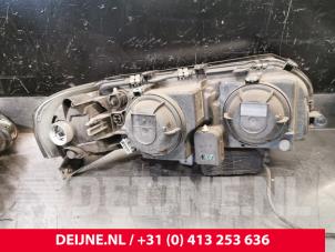 Volvo S80 Headlight, left O75428 photo 3