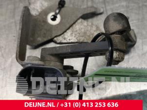 Volvo S90 Xenon height adjustment O75502 photo 2