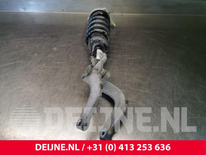 Volvo S90 Stoßdämpferstrebe links vorne O75532