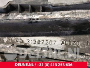 Volvo S90 Lower wishbone, rear right O75533 photo 3