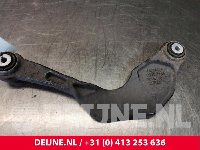 Volvo S90 Rear upper wishbone, right O75545