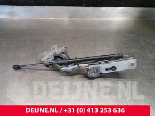 Volvo S90 Motorhaube Scharnier O75620 foto 3