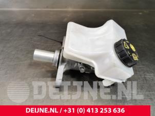 Volvo S90 Hoofdremcilinder O75633 foto 3