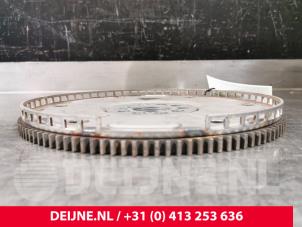 Gebruikte Starterkrans Volvo S90 II 2.0 D5 16V AWD Prijs € 70,00 Margeregeling aangeboden door van Deijne Onderdelen Uden B.V.