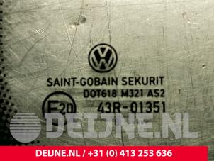 Volkswagen Transporter Ruit achter O75712 foto 2
