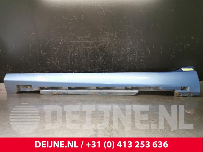 Volvo V40 Seitenschürze links O75767