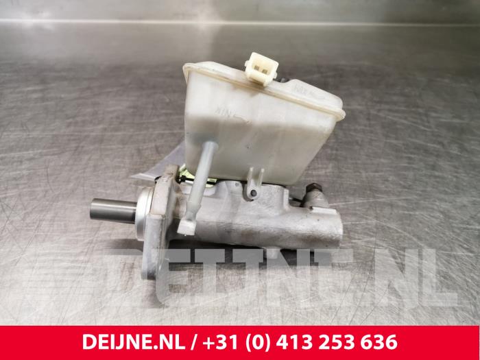 Volvo S80 Hauptbremszylinder O75843