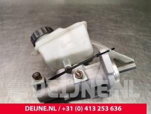 Volvo S80 Master cylinder O75843 photo 3