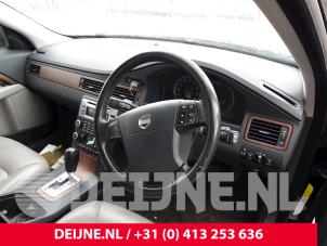 Gebruikte Airbag rechts (Dashboard) Volvo V70 (BW) 2.4 D5 20V Prijs € 300,00 Margeregeling aangeboden door van Deijne Onderdelen Uden B.V.