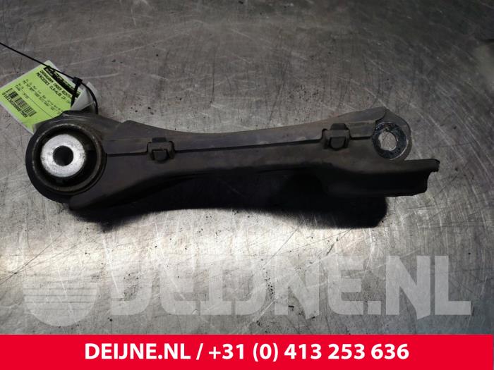 Mercedes CLA Lower wishbone, rear right O75959