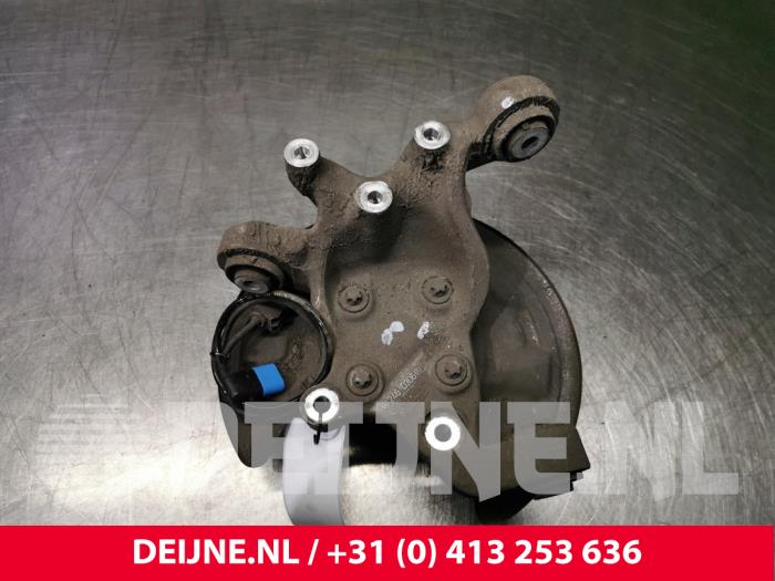 Mercedes CLA Knuckle, rear left O75960