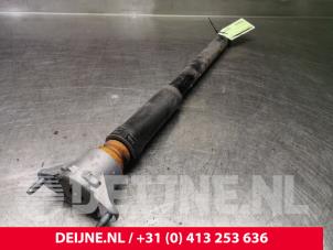 Mercedes CLA Stoßdämpfer links hinten O75965 foto 2