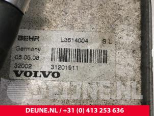 Volvo C70 Ölkühler O76121 foto 2