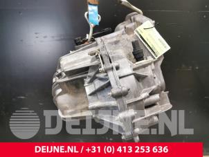 Nissan Primastar Gearbox O76251 photo 4