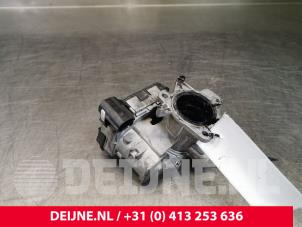 Fiat Doblo Drosselklappengehäuse O76320 foto 2