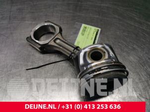 Opel Antara Piston O76368 photo 4