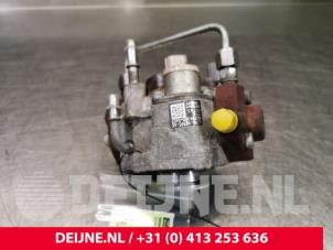Citroen Jumper Brandstofpomp Mechanisch O76381 foto 3