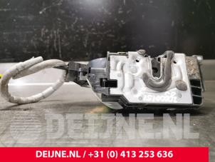 Mercedes E-Klasse Front door lock mechanism 4-door, right O76540 photo 2