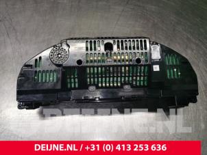 Mercedes E-Klasse Kilometerteller KM O76543 foto 3