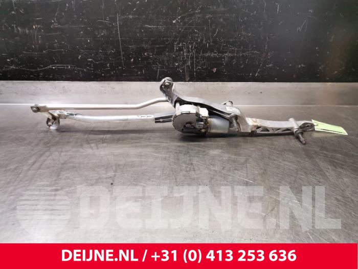 Mercedes E-Klasse Scheibenwischermotor+Mechanik O76550