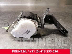 Mercedes E-Klasse Veiligheidsgordel midden-achter O76595 foto 3
