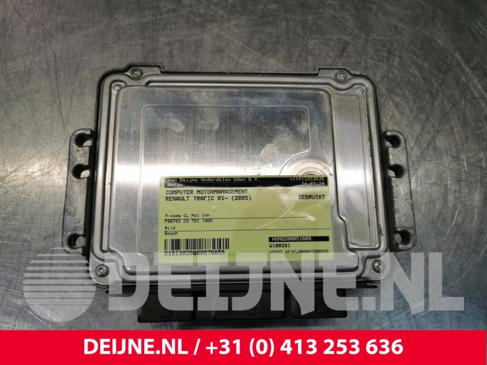 Renault Trafic Computer Motormanagement O76655