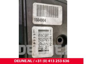 Volvo XC90 Distributiedeksel O76859 foto 4