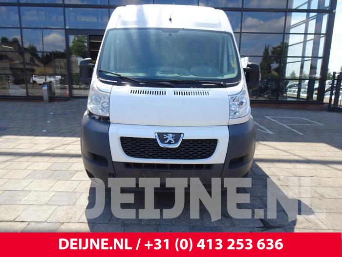 Peugeot Boxer Stoßstangenteil Mitte vorne O77058