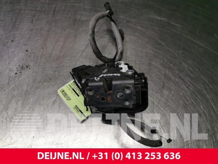 Volvo XC60 Deurslot Mechaniek 4Deurs rechts-voor O77100