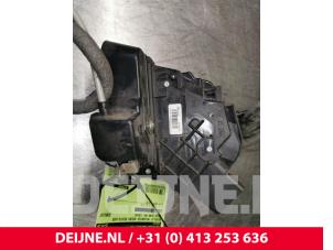 Volvo XC60 Deurslot Mechaniek 4Deurs rechts-voor O77100 foto 3