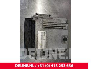 Renault Master Engine management computer O77204 photo 2