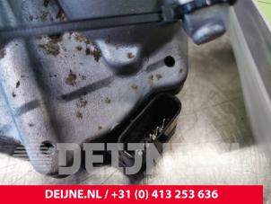 Mercedes Sprinter EGR Klep O77642 foto 4