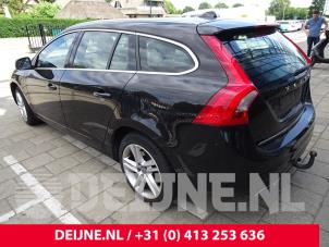 Volvo V60 Zijskirtset links+rechts O77901 foto 2
