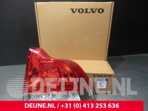 Nieuwe Achterlicht rechts Volvo S60 Prijs € 139,14 Inclusief btw aangeboden door van Deijne Onderdelen Uden B.V.