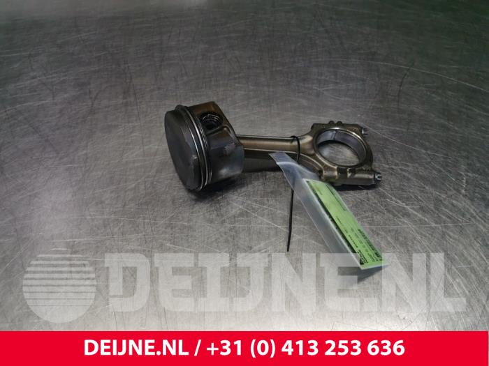Gebruikte Zuiger Porsche Boxster (986) 3.2 S 24V Prijs € 181,50 Inclusief btw aangeboden door van Deijne Onderdelen Uden B.V.