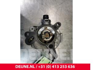 Gebruikte Vacuumpomp (Diesel) Volvo V90 II (PW) 2.0 D4 16V Prijs € 60,00 Margeregeling aangeboden door van Deijne Onderdelen Uden B.V.