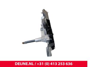 Volvo V60 Ruitenwissermotor achter O79358 foto 3