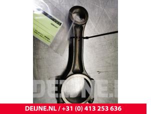 Gebruikte Drijfstang Volkswagen Crafter Prijs € 84,70 Inclusief btw aangeboden door van Deijne Onderdelen Uden B.V.