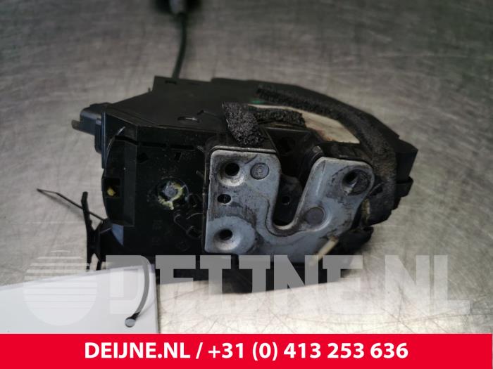 Renault Clio Türschlossmechanik 4-türig rechts vorne O79528