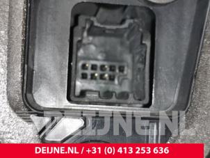 Opel Astra Deurslot Mechaniek 4Deurs links-achter O79564 foto 3