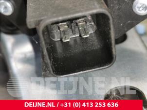 Opel Astra Ruitmechaniek 4Deurs rechts-achter O79572 foto 3