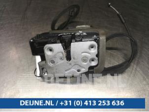 Opel Astra Türschlossmechanik 4-türig rechts hinten O79573 foto 2