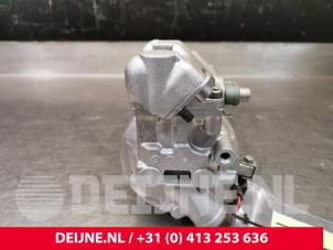 Mercedes A-Klasse Klimapumpe O79679 foto 3