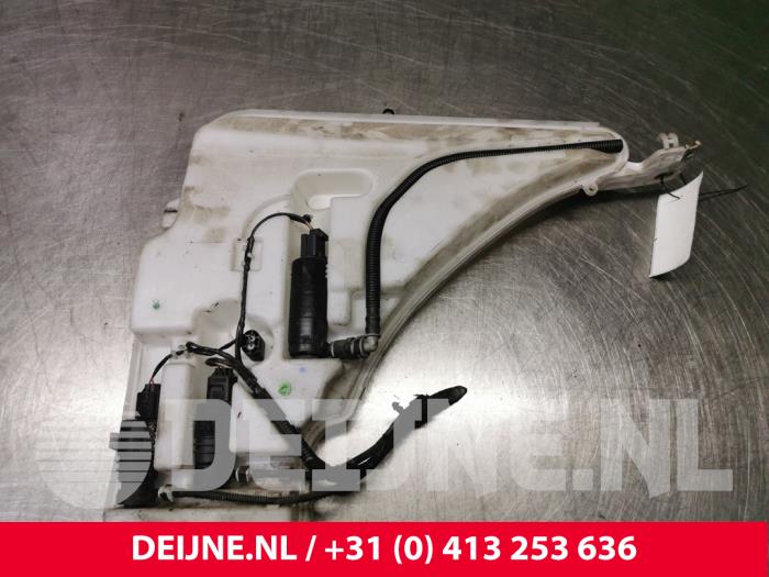 BMW 1-Serie Front windscreen washer reservoir O79766
