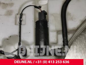 BMW 1-Serie Scheibensprühertank vorne O79766 foto 3