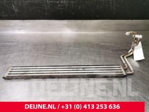Gebruikte Oliekoeler Porsche Cayenne (9PA) 4.5 S V8 32V Prijs € 45,00 Margeregeling aangeboden door van Deijne Onderdelen Uden B.V.