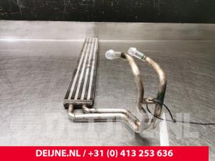 Porsche Cayenne Ölkühler O79826 foto 2