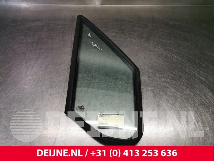 Fiat Ducato Driehoeks Ruit rechts-voor O79942