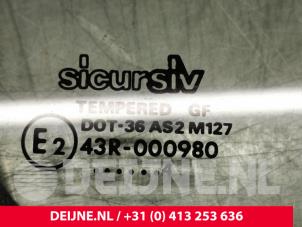 Fiat Ducato Driehoeks Ruit rechts-voor O79942 foto 2
